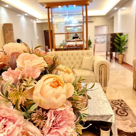 Klcc Suites In Kl 2000Sqf Luxurious Residence
